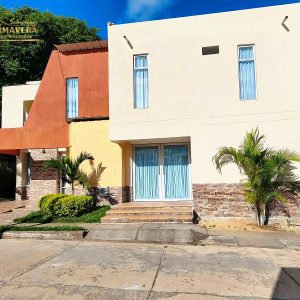 CASA AMOBLADA EN VENTA RIVERA